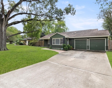 3023 Fairhope Street - Photo Thumbnail 1