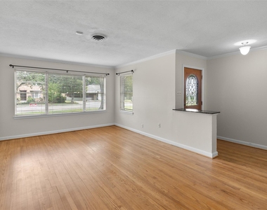 3023 Fairhope Street - Photo Thumbnail 3