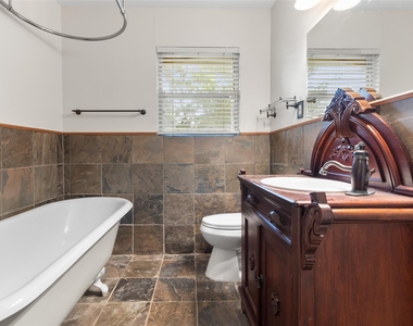 3023 Fairhope Street - Photo Thumbnail 15
