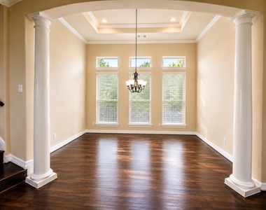 28426 Tanner Crossing Lane - Photo Thumbnail 11