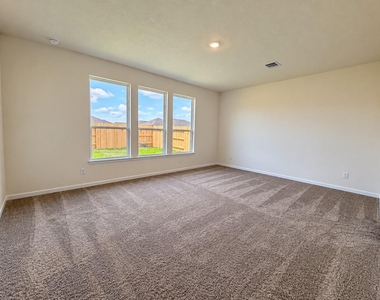 7818 Rustic Lariat Dr - Photo Thumbnail 19
