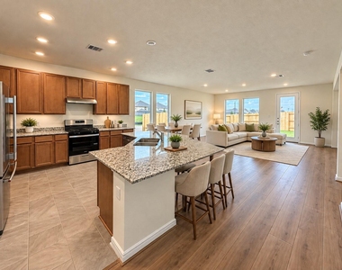 7818 Rustic Lariat Dr - Photo Thumbnail 8