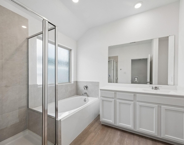 18402 Summit Ranch Drive - Photo Thumbnail 6