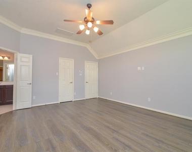 6726 Oakman - Photo Thumbnail 20