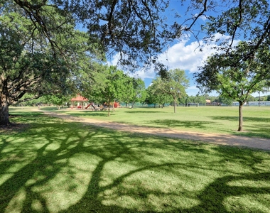 10613 Willowgrove Drive - Photo Thumbnail 40