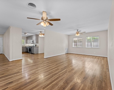 10613 Willowgrove Drive - Photo Thumbnail 15