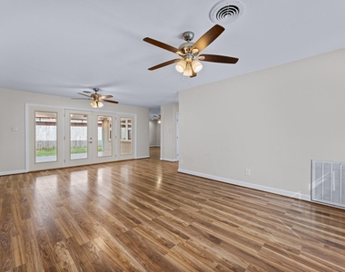 10613 Willowgrove Drive - Photo Thumbnail 19