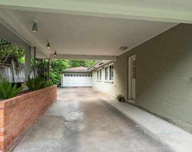 10613 Willowgrove Drive - Photo Thumbnail 2