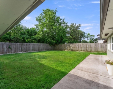 10613 Willowgrove Drive - Photo Thumbnail 36
