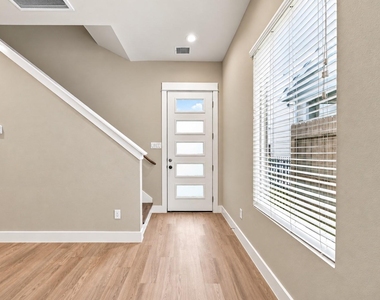 1205 W Tidwell Road - Photo Thumbnail 4