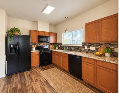 1625 Claremont Garden Circle - Photo Thumbnail 5