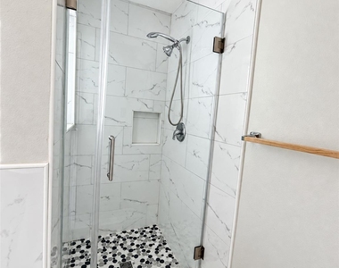 14715 Wynbourn Way - Photo Thumbnail 12