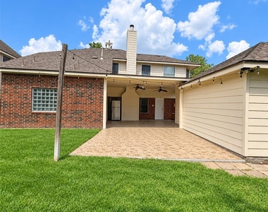 14715 Wynbourn Way - Photo Thumbnail 4