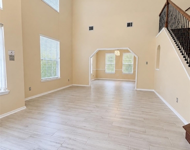 14715 Wynbourn Way - Photo Thumbnail 19