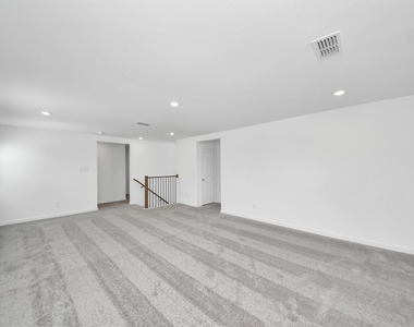 9231 Willowbank Gap Lane - Photo Thumbnail 12