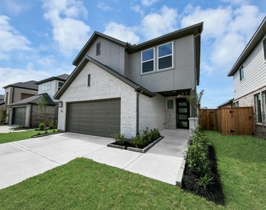 9231 Willowbank Gap Lane - Photo Thumbnail 5