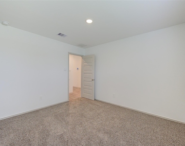7315 Sunset Creek Drive - Photo Thumbnail 4