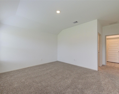 7315 Sunset Creek Drive - Photo Thumbnail 20