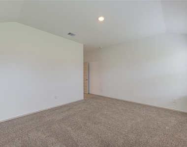 7315 Sunset Creek Drive - Photo Thumbnail 21