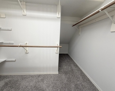 16438 Redbud Berry Lane - Photo Thumbnail 18