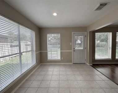 16438 Redbud Berry Lane - Photo Thumbnail 13