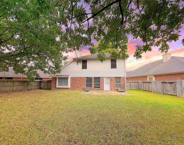 16438 Redbud Berry Lane - Photo Thumbnail 31
