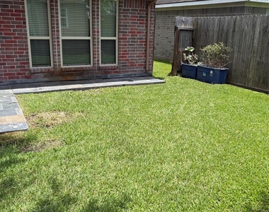 1402 Township Court - Photo Thumbnail 7