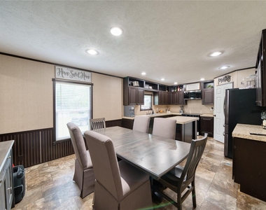 103 County Road 370 - Photo Thumbnail 10
