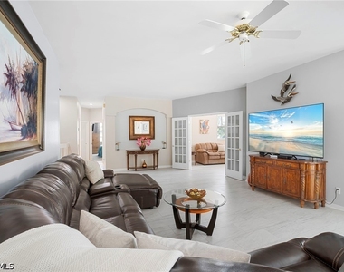 3420 Ballybridge Circle - Photo Thumbnail 4