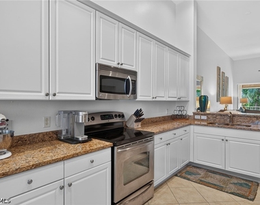 14543 Abaco Lakes Drive - Photo Thumbnail 13
