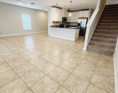 3882 Tilbor Circle - Photo Thumbnail 4