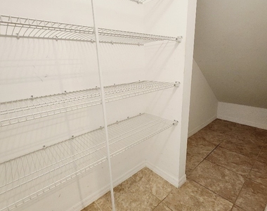 3882 Tilbor Circle - Photo Thumbnail 6