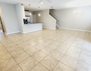 3882 Tilbor Circle - Photo Thumbnail 5