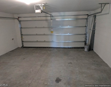 3882 Tilbor Circle - Photo Thumbnail 17
