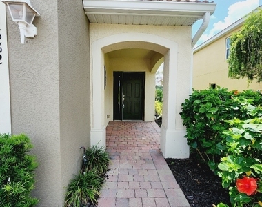 3882 Tilbor Circle - Photo Thumbnail 1