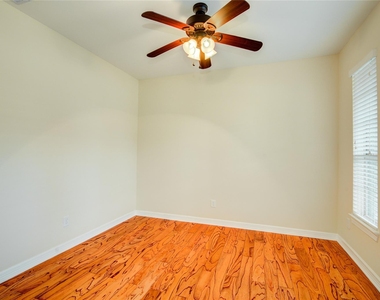 4214 Brannon Branch St Court - Photo Thumbnail 18