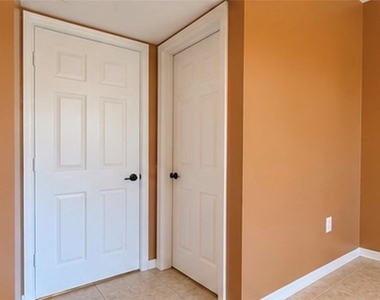 1775 Four Mile Cove Parkway - Photo Thumbnail 11