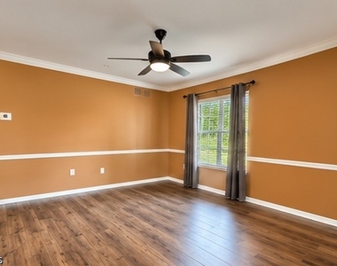1775 Four Mile Cove Parkway - Photo Thumbnail 4