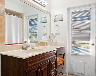 5328 Sw 11th Avenue - Photo Thumbnail 11