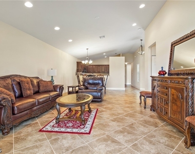 10566 Carolina Willow Drive - Photo Thumbnail 7