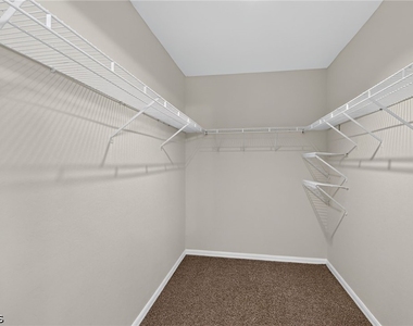 9648 Windsor Gardens Lane - Photo Thumbnail 15