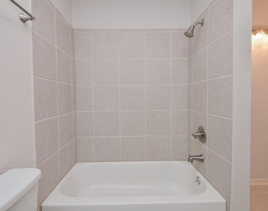 1549 W Sam Houston Parkway S - Photo Thumbnail 18