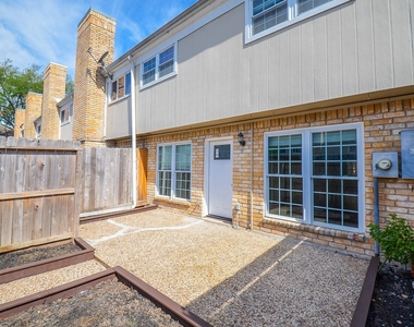 1549 W Sam Houston Parkway S - Photo Thumbnail 24