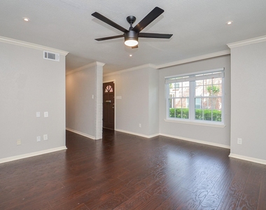 1549 W Sam Houston Parkway S - Photo Thumbnail 4