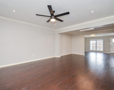 1549 W Sam Houston Parkway S - Photo Thumbnail 2