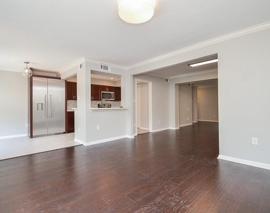 1549 W Sam Houston Parkway S - Photo Thumbnail 10