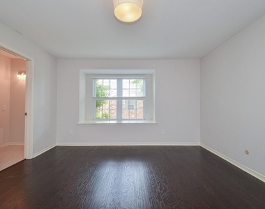 1549 W Sam Houston Parkway S - Photo Thumbnail 16