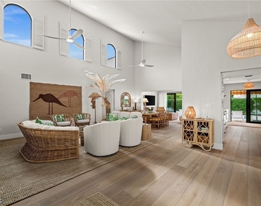 809 Sand Pointe Drive - Photo Thumbnail 6