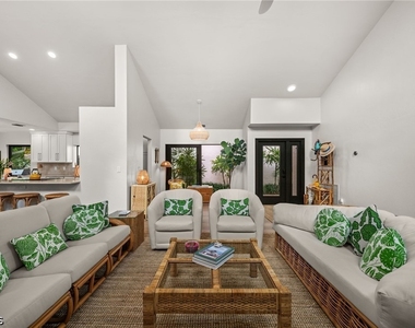 809 Sand Pointe Drive - Photo Thumbnail 8