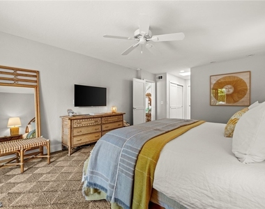 809 Sand Pointe Drive - Photo Thumbnail 16